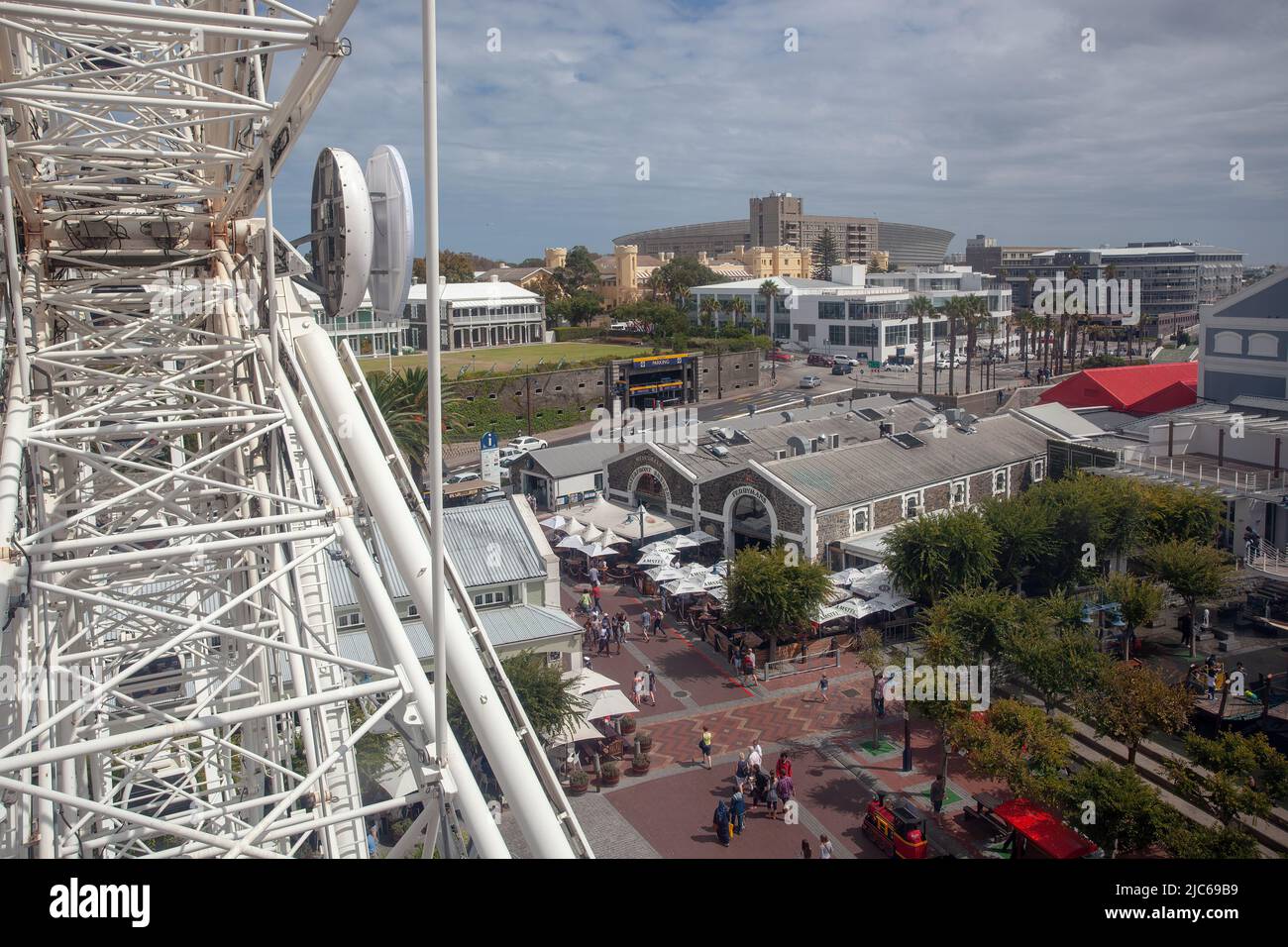 Blick auf Kapstadt vom Riesenrad an der V&A Waterfront Stockfoto