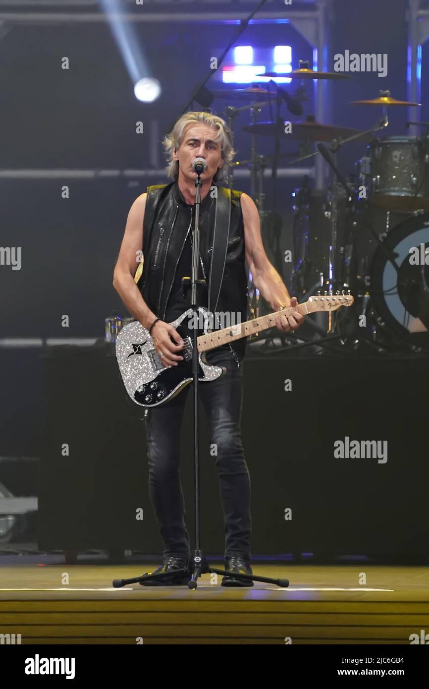 Reggio Emilia, Italien. 4.. Juni 2022. Luciano Ligabue bei seinen Auftritt in der Campovolo RCF Arena Stockfoto