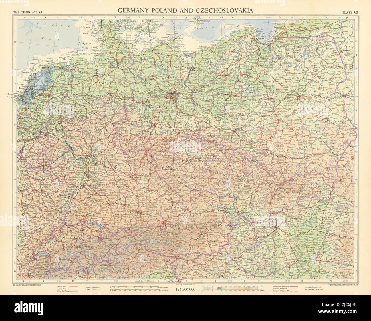 Deutschland Polen Tschechoslowakei. Mitteleuropa. Rahmen vor 1939. TIMES 1955 Karte Stockfoto Deutschland Polen Tschechoslowakei. Mitteleuropa. Rahmen vor 1939. TIMES 1955 Karte Stockfoto