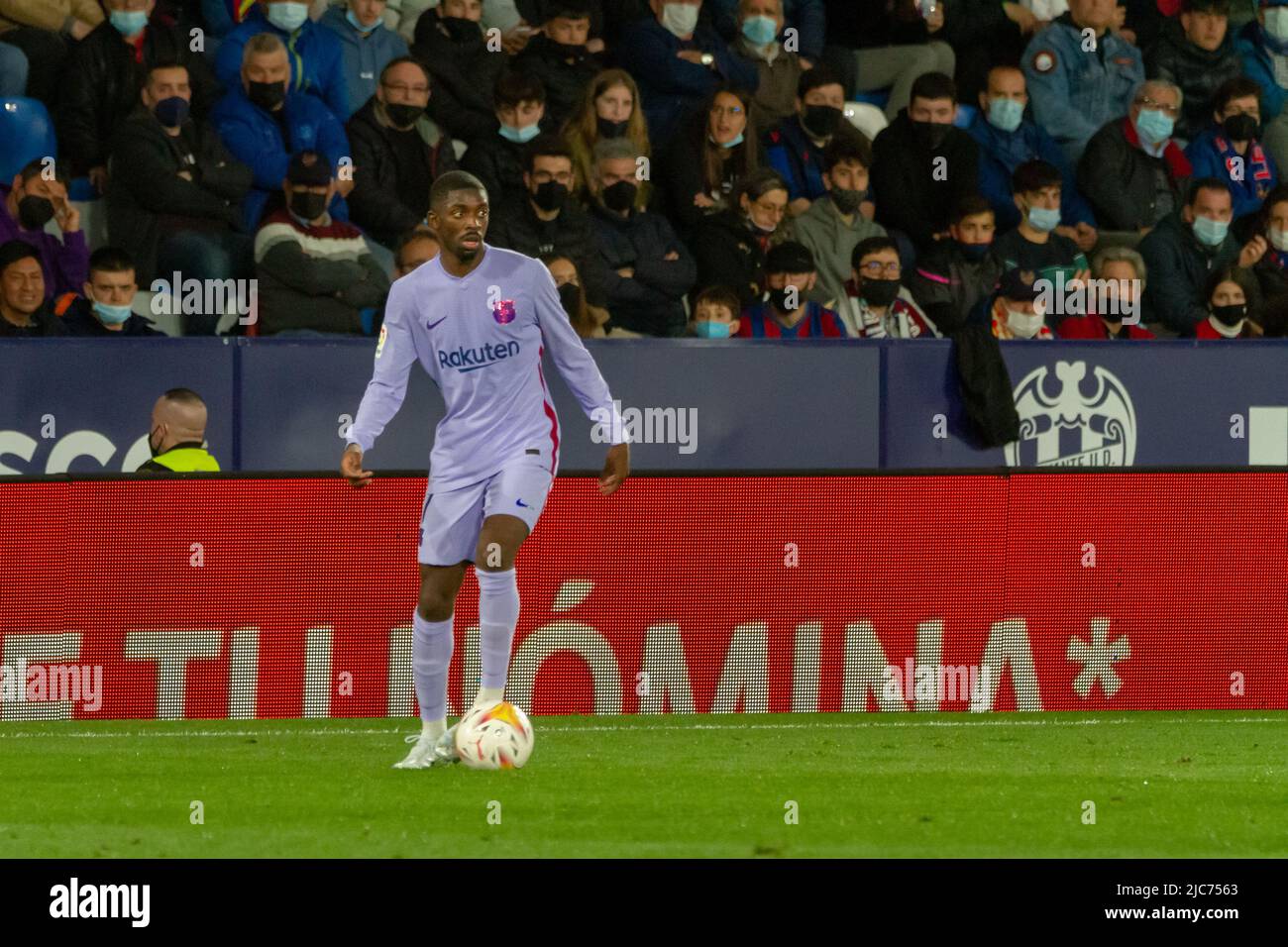 Valencia, (SPANIEN) - 10. April 2022 - FC Barcelona Spieler Ousmane Dembélé während des Spiels gegen Levante UD Stockfoto