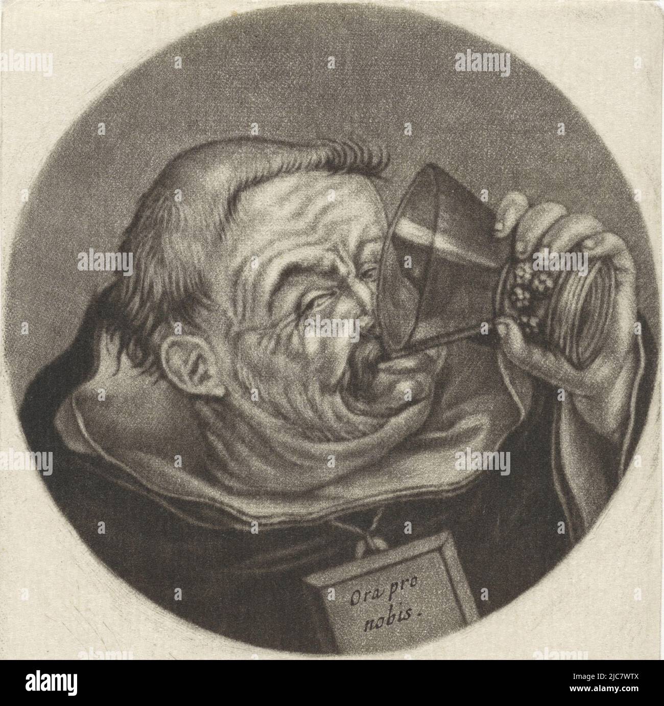 Ein Dominikaner trinkt ein Glas Wein. Um seinen Hals eine Kette mit einem Schild mit dem Text 'Ora pro nobis'. Der Druck ist Teil einer Serie mit Karikaturen des französischen Klerus unter Ludwig XIV., trinkender Dominikaner Le Pere Dominique Karikaturen über den französischen Klerus unter Ludwig XIV., (A) Renversement de la Moral Chr, Druckerei: Jacob Gole, Cornelis Dusart, 1670 - 1724 und/oder 1693 - 1700, Papier, Gravur, H 115 mm × B 90 mm Stockfoto