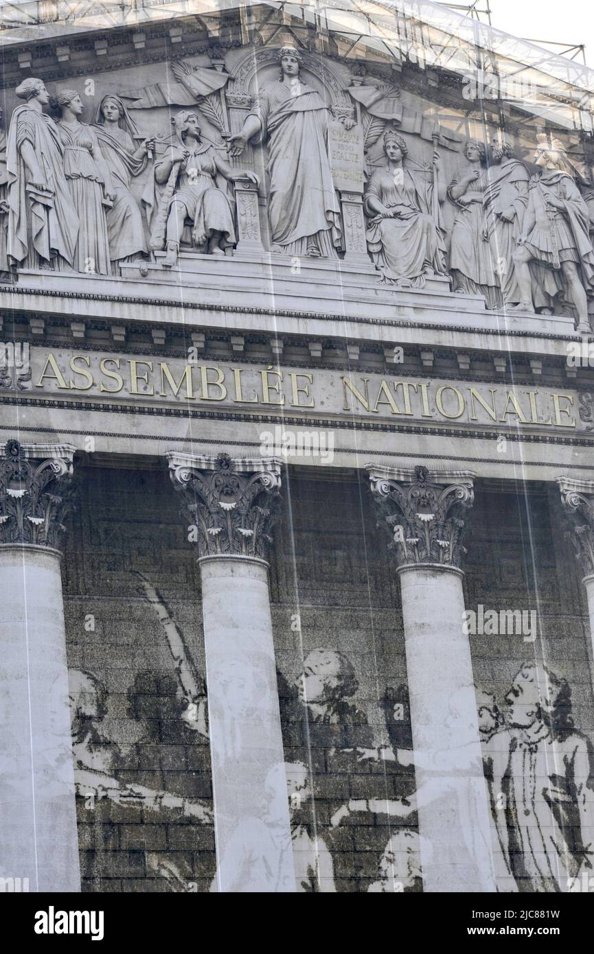 FRANKREICH. PARIS (75) 7TH BEZIRK. QUAI D’ORSAY. DIE FASSADE DES PARLAMENTS WIRD RENOVIERT Stockfoto