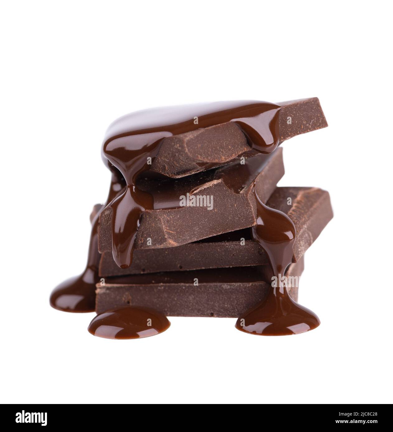 Schokolade Stück stack und Schokolade Sirup auf weißem Hintergrund. Nahaufnahme Stockfoto