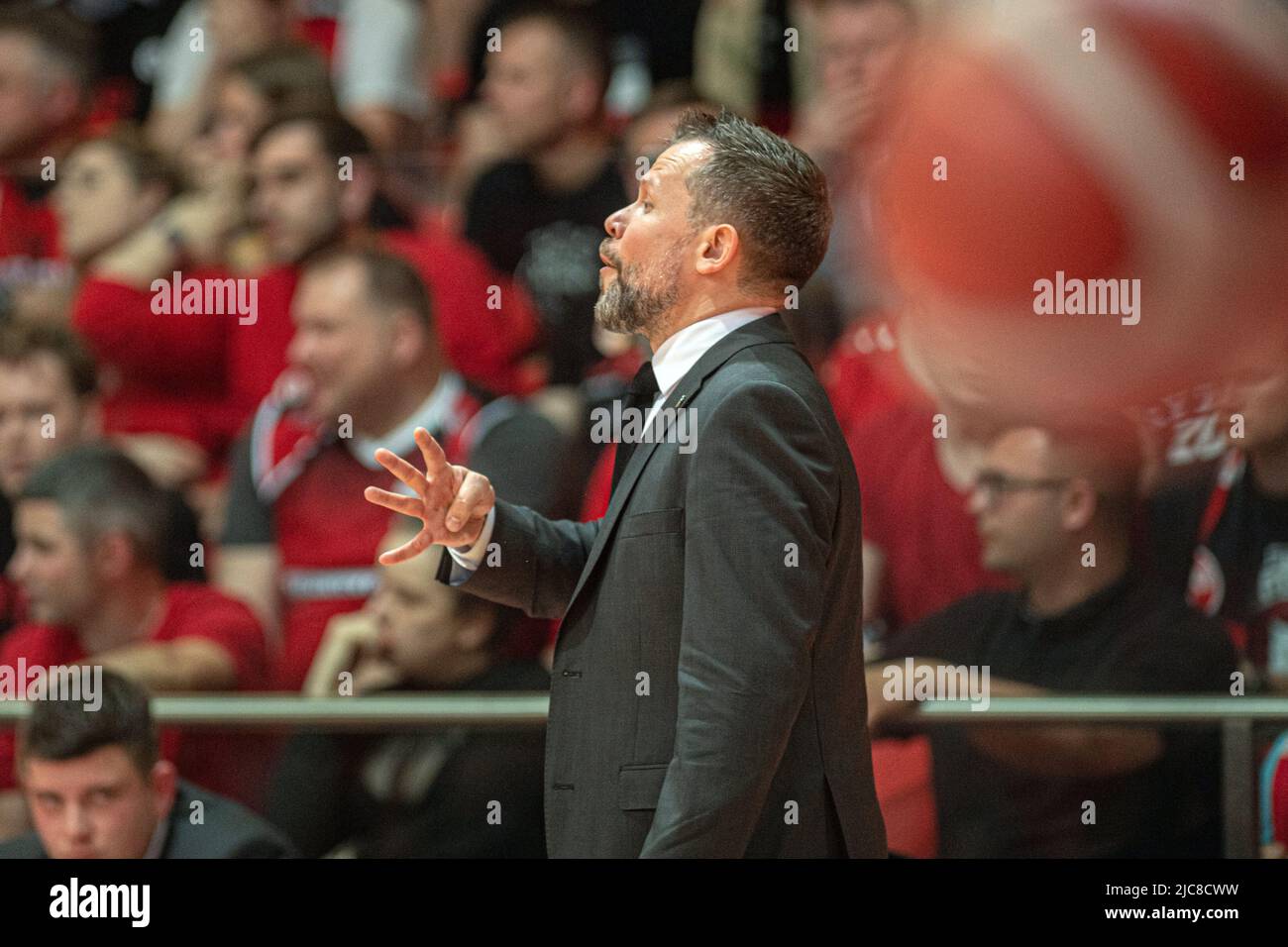 2022-06-07. Litauische Basketball-Liga. Rytas - Lietkabelis - 79:76 Uhr. Stockfoto