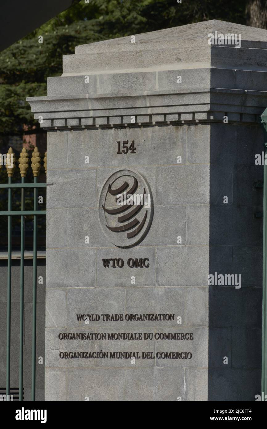 Genf, Schweiz – 30. Mai 2022: zeichen und Logo der Welthandelsorganisation (WTO) (OMC) Stockfoto Genf, Schweiz – 30. Mai 2022: zeichen und Logo der Welthandelsorganisation (WTO) (OMC) Stockfoto