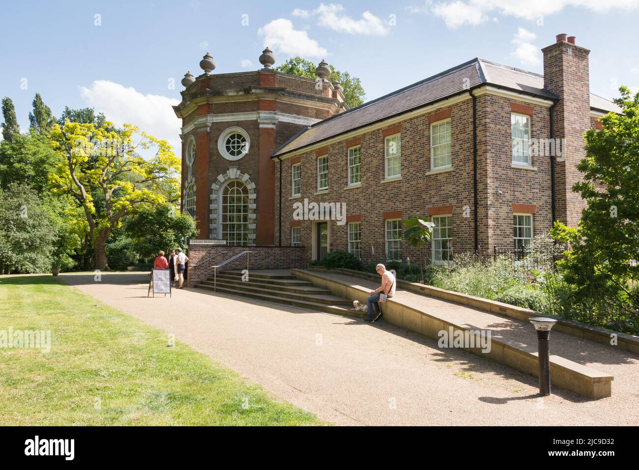 Eine von der National Lottery finanzierte und vollständig restaurierte Orleans House Gallery - eine palladianische Villa in Twickenham, Südwestlondon, England, Großbritannien Stockfoto