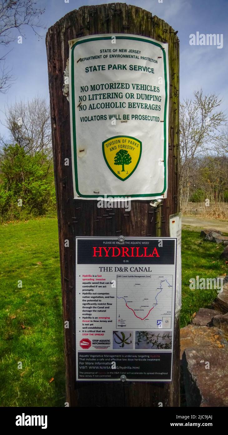 USA, New Jersey - 24. April 2018: Informationsposter mit Park Rules, New Jersey USA Stockfoto