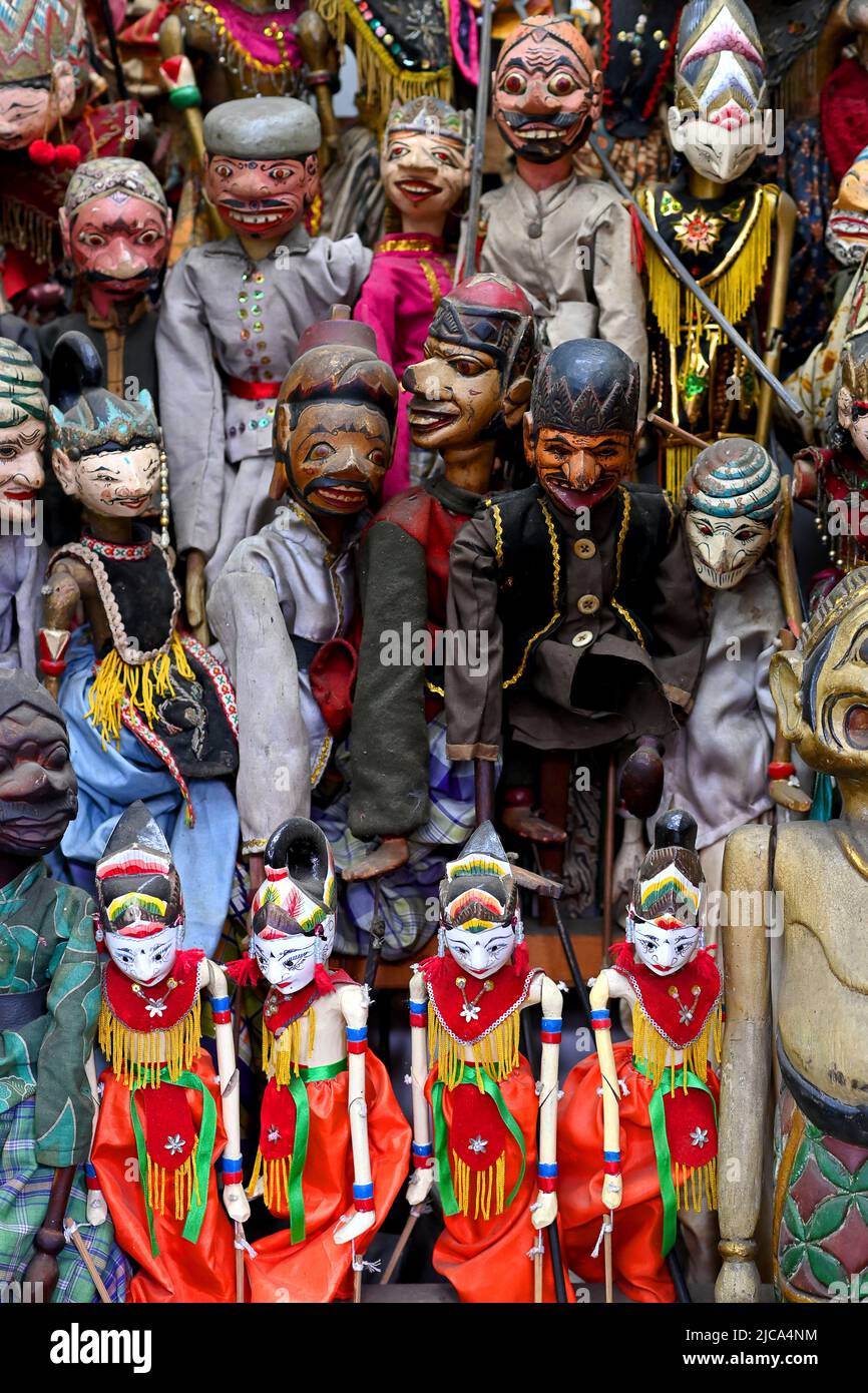 Jakarta, Indonesien. Wayang Puppen zum Verkauf. BILD VON SAM BAGNALL Stockfoto