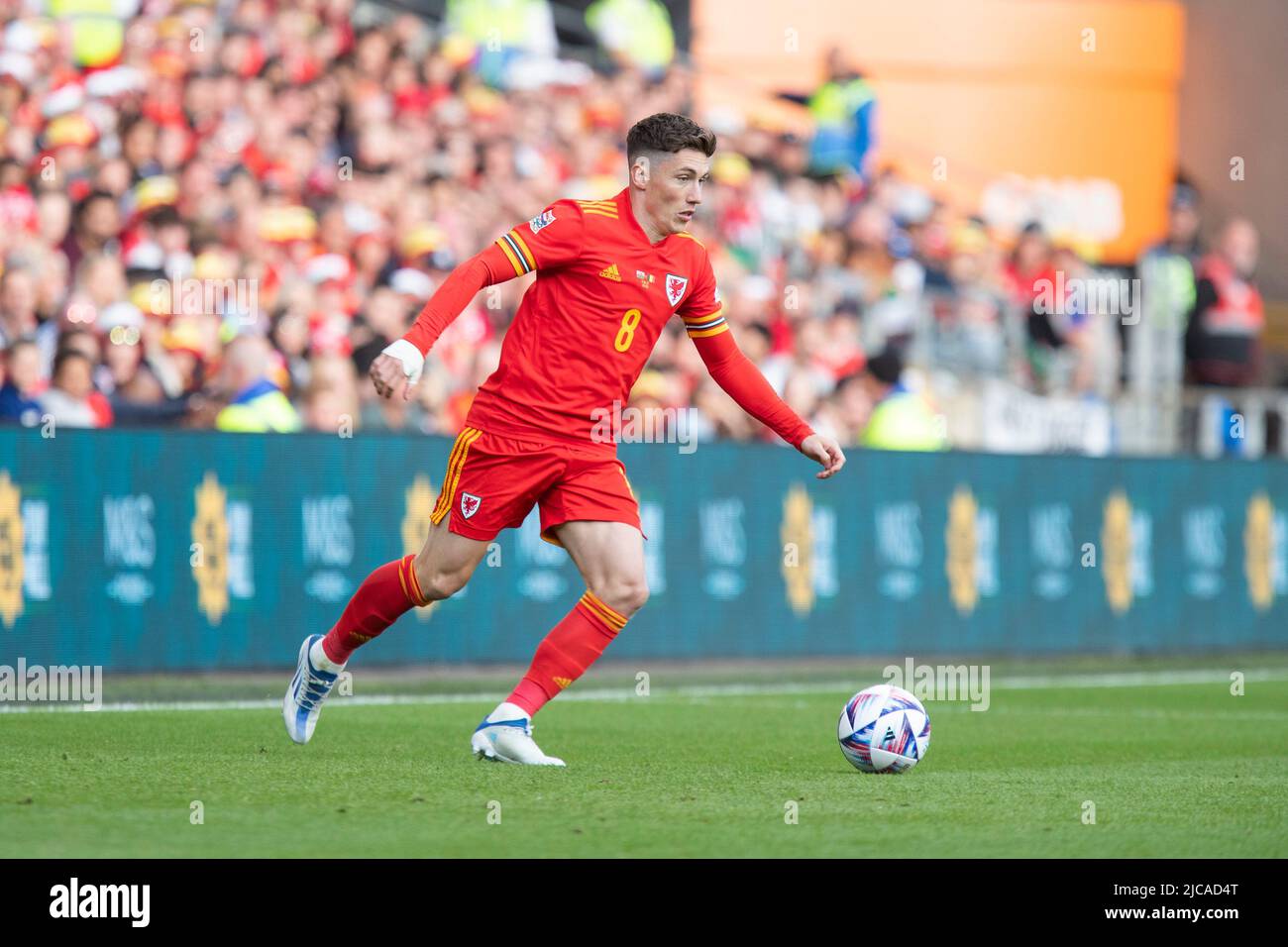 Cardiff, Wales, Großbritannien. 8.. Juni 2022. Harry Wilson von Wales während des Spiels der UEFA Nations League zwischen Wales und Belgien im Cardiff City Stadium. Kredit: Mark Hawkins/Alamy Live Nachrichten Stockfoto