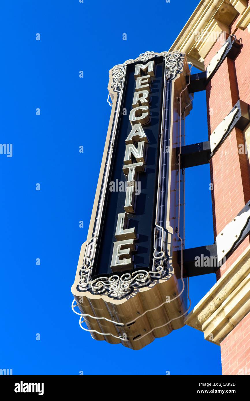 Handelszeichen auf Pionierin Handelszeichen in Pawhuska Osage County Oklahoma USA 11 - 30 - 2017 Stockfoto