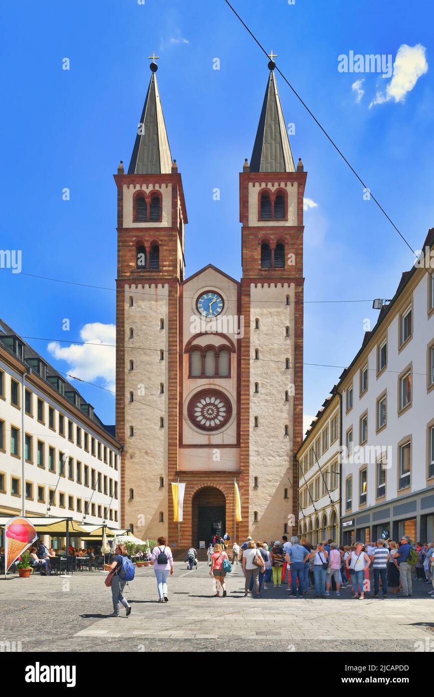 Würzburg, Deutschland - Juni 2022: Romanischer Würzburger Dom Stockfoto