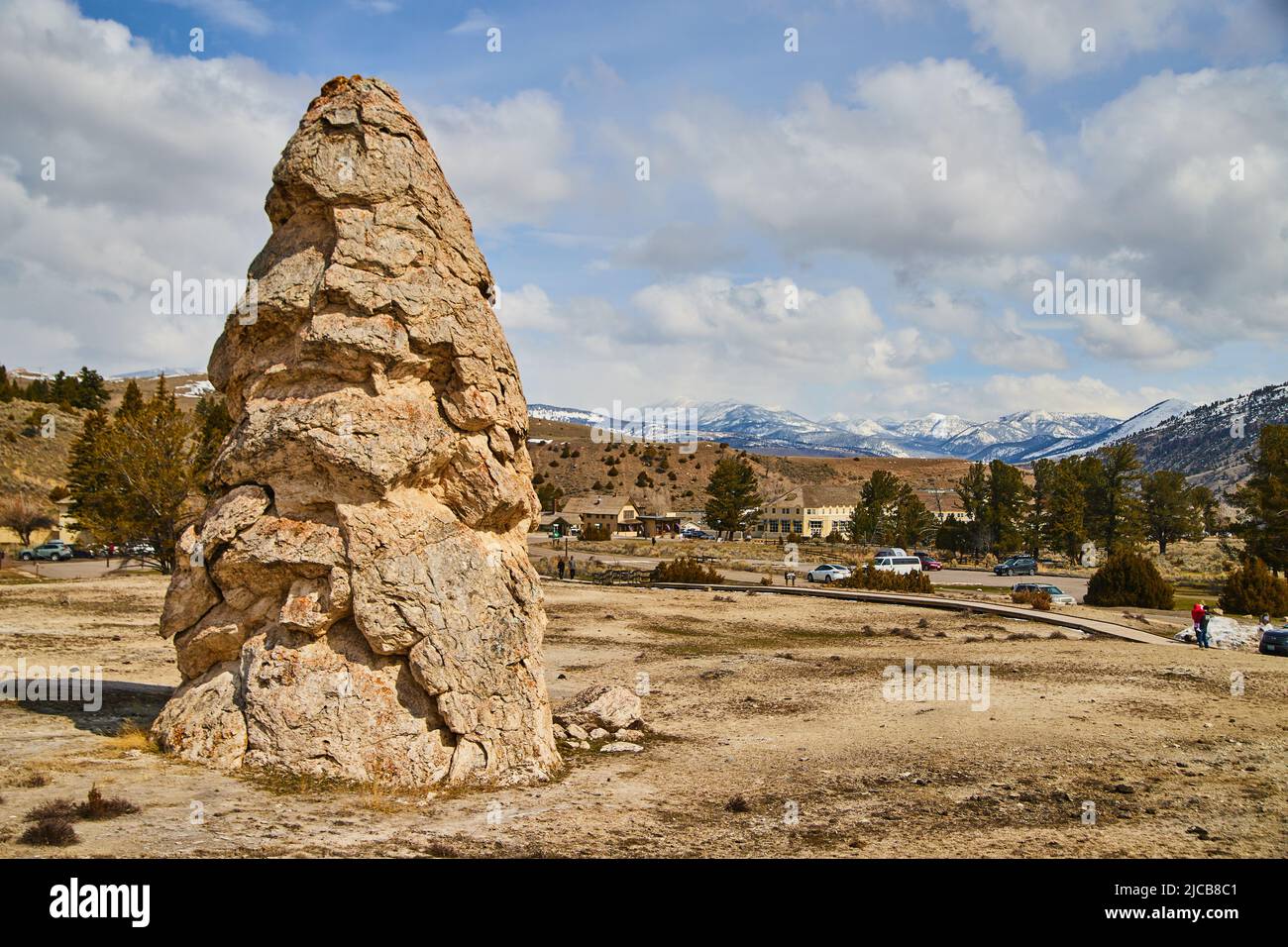 Atemberaubende Felssäule, die als Liberty Cap in Yellowstone bekannt ist Stockfoto