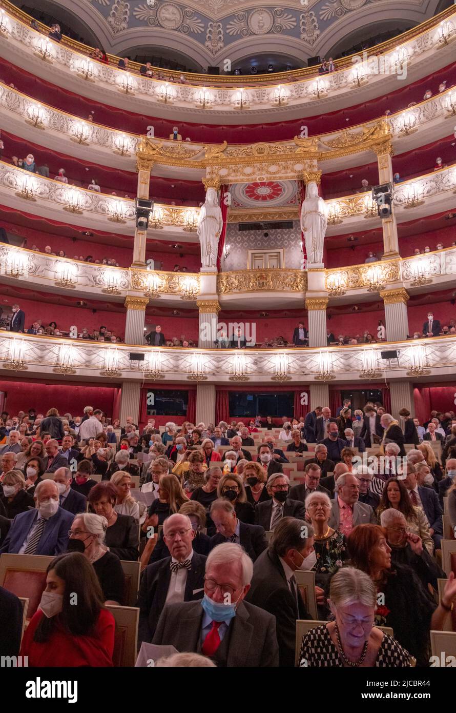 Schirmherr der Pause im Nationaltheater, München, Bayern, Deutschland Stockfoto