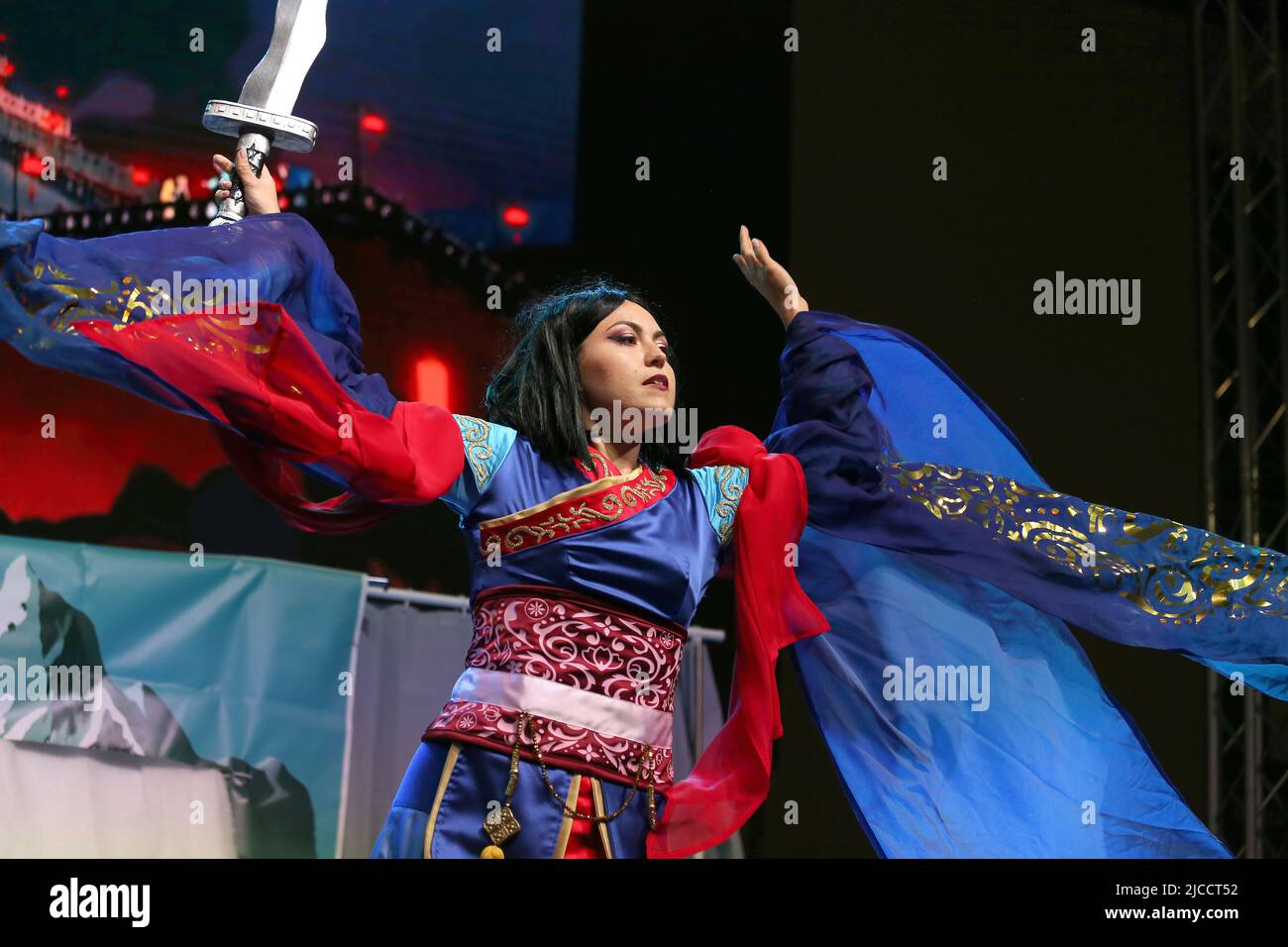 Turin, Italien. 11.. Juni 2022. Italienische Etappe der Internationalen Cosplay-Liga, einem Weltcosplay-Wettbewerb, dessen Finale im September 2022 in Madrid anlässlich des Japan Weekend-Events stattfinden wird. Einige berühmte Cosplayer in der Jury (Foto: Daniela Parra Saiani/Pacific Press) Quelle: Pacific Press Media Production Corp./Alamy Live News Stockfoto