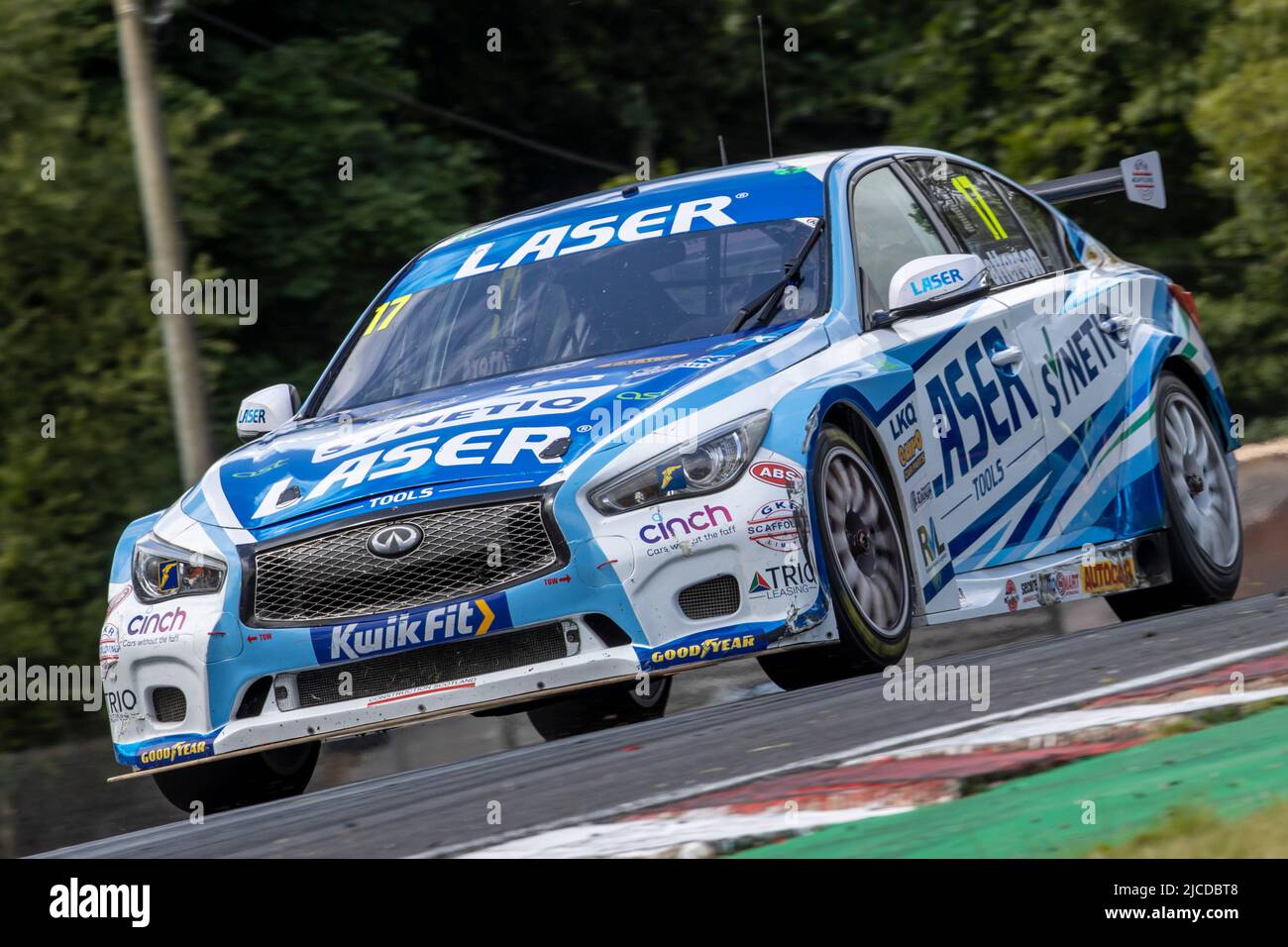 12.. Juni 2022; Oulton Park, Little Budworth, Kephire, England; Kwik Fit British Touring Car Championship, Oulton Park: Dexter Patterson in seinem Laser Tools Racing Infiniti Q50 Stockfoto