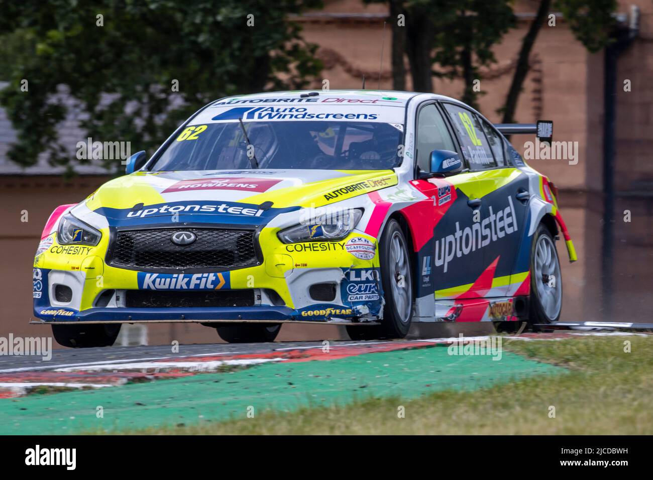 12.. Juni 2022; Oulton Park, Little Budworth, Kephire, England; Kwik Fit British Touring Car Championship, Oulton Park: Rick Parfitt Jnr in seinem UptonSteel mit Euro Car Parts Racing Infiniti Q50 Stockfoto