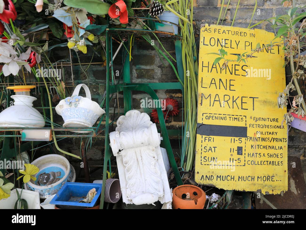 Der Haynes Lane-Markt, der sich um Antenna Studios, ein rastreiches Kunstzentrum, in der Nähe der trendigen Westow Street in Crystal Palace, im Süden Londons, Großbritannien, erstreckt Stockfoto