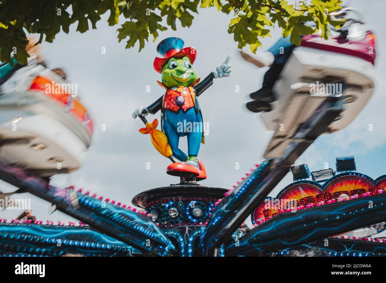 Jiminy Cricket Fair Ride am Morpeth Fair Day, 2022. Juni