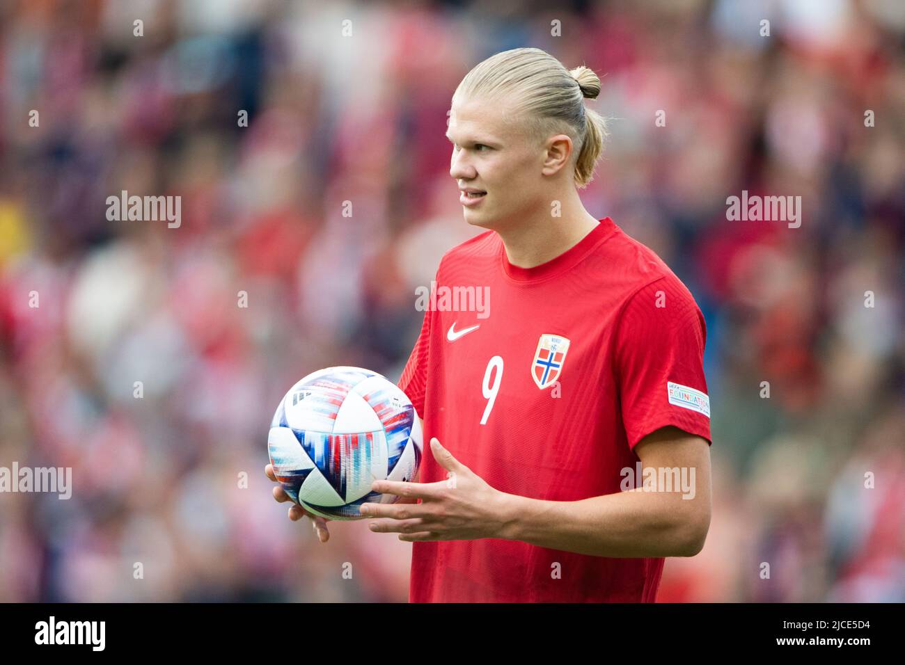 Oslo, Norwegen. 12.. Juni 2022. Erling Haaland (9) aus Norwegen während des UEFA Nations League-Spiels zwischen Norwegen und Schweden im Ullevaal Stadion in Oslo. (Foto: Gonzales Photo/Alamy Live News Stockfoto