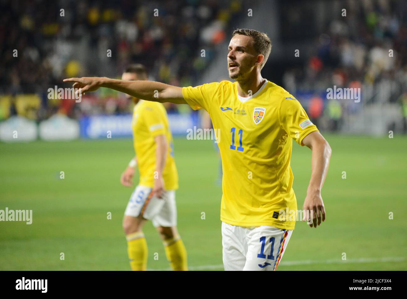 Nicusor Bancu #11# und Robin Lod #8 während Rumänien gegen Finnland , Bukarest 11.06.2022 , UEFA Nations League 2022,Cristi Stavri Stockfoto