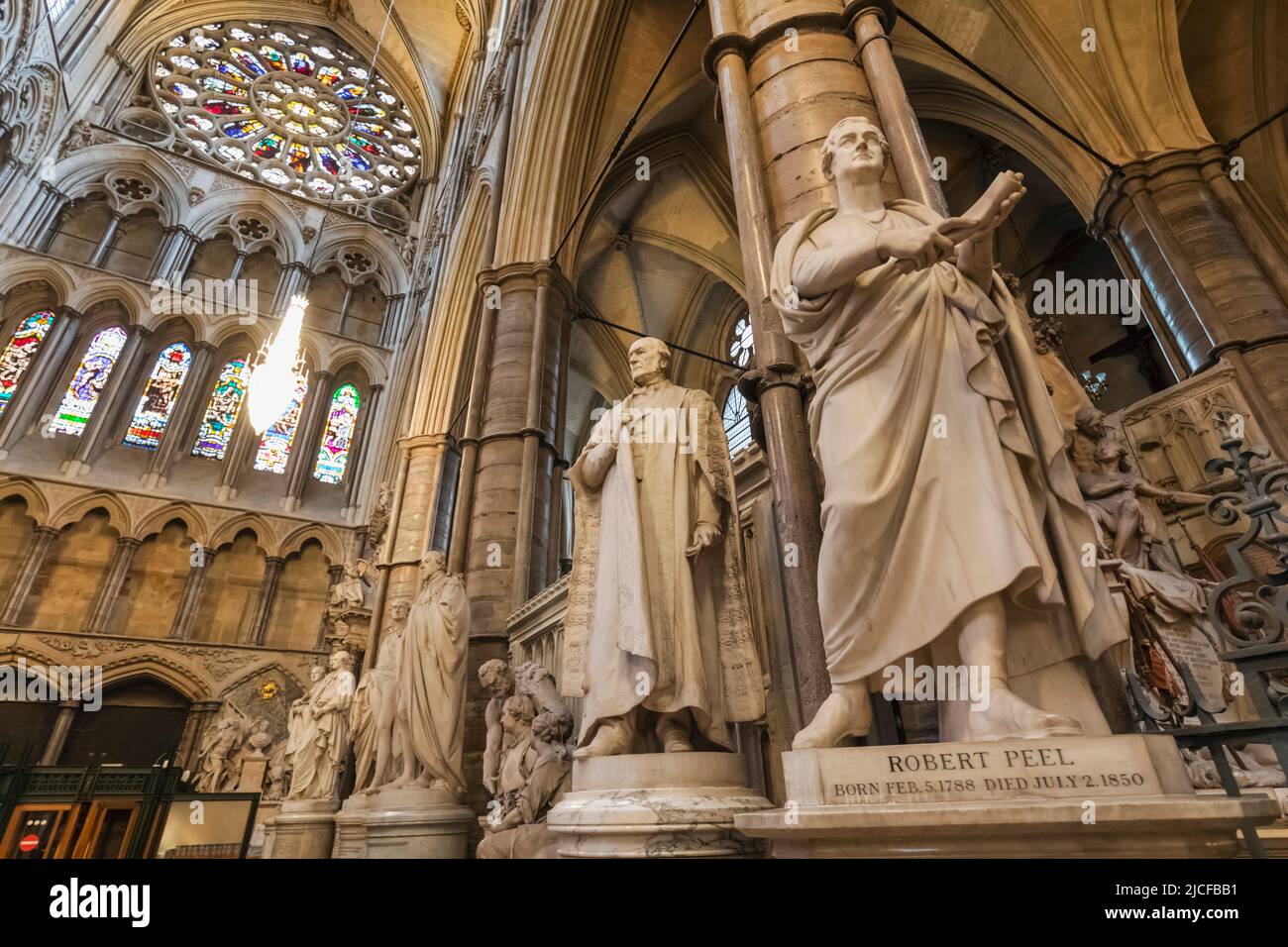 England, London, Westminster Abbey, Gedenkstatuen prominenter englischer historischer Figuren Stockfoto