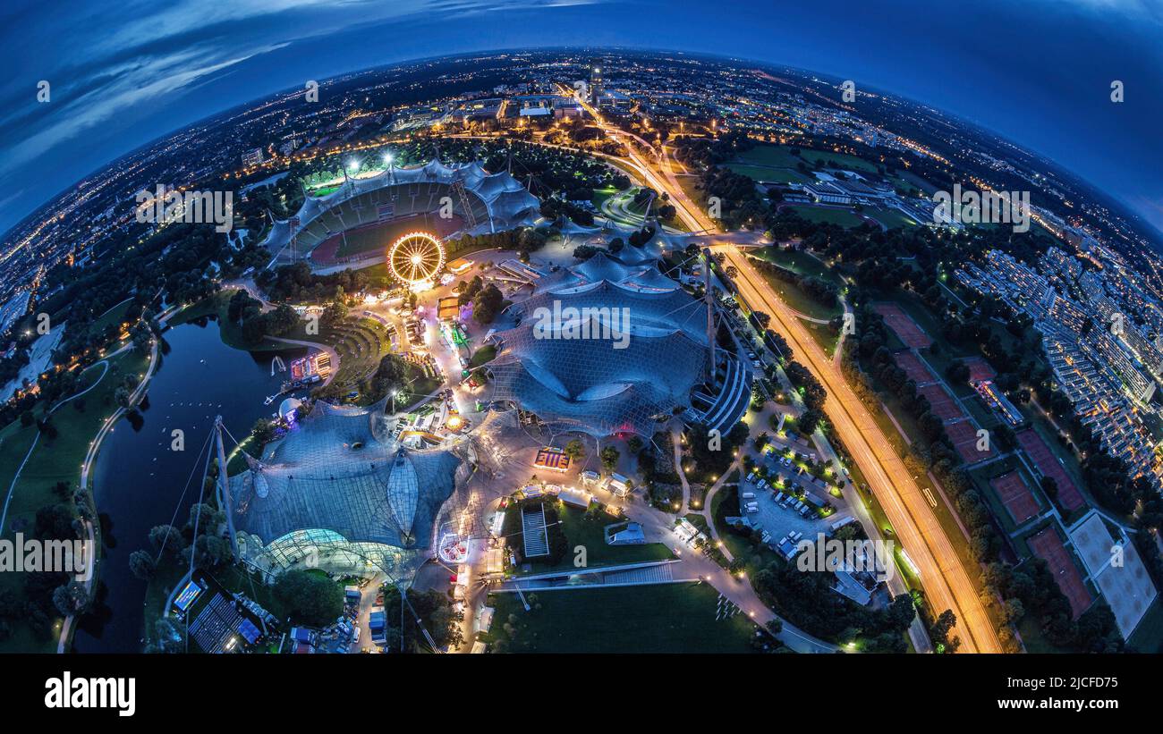Olympiapark München mit impark Festival, Fischauge gedreht Stockfoto