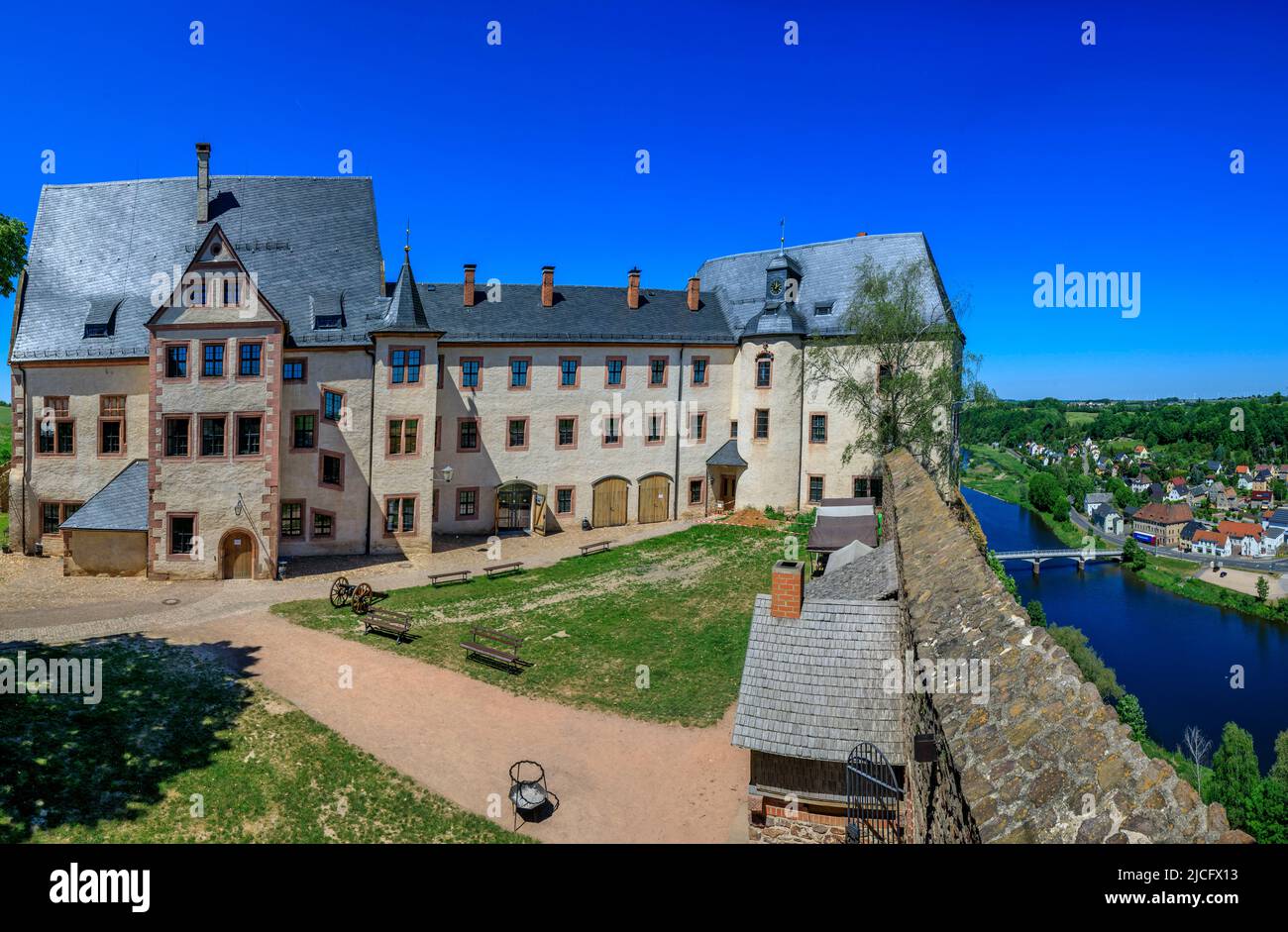 Schloss Mildenstein, früher auch Schloss Mildenstein oder Schloss Leisnig genannt, befindet sich in Leisnig im mittelsächsischen Landkreis im Freistaat Sachsen. Stockfoto