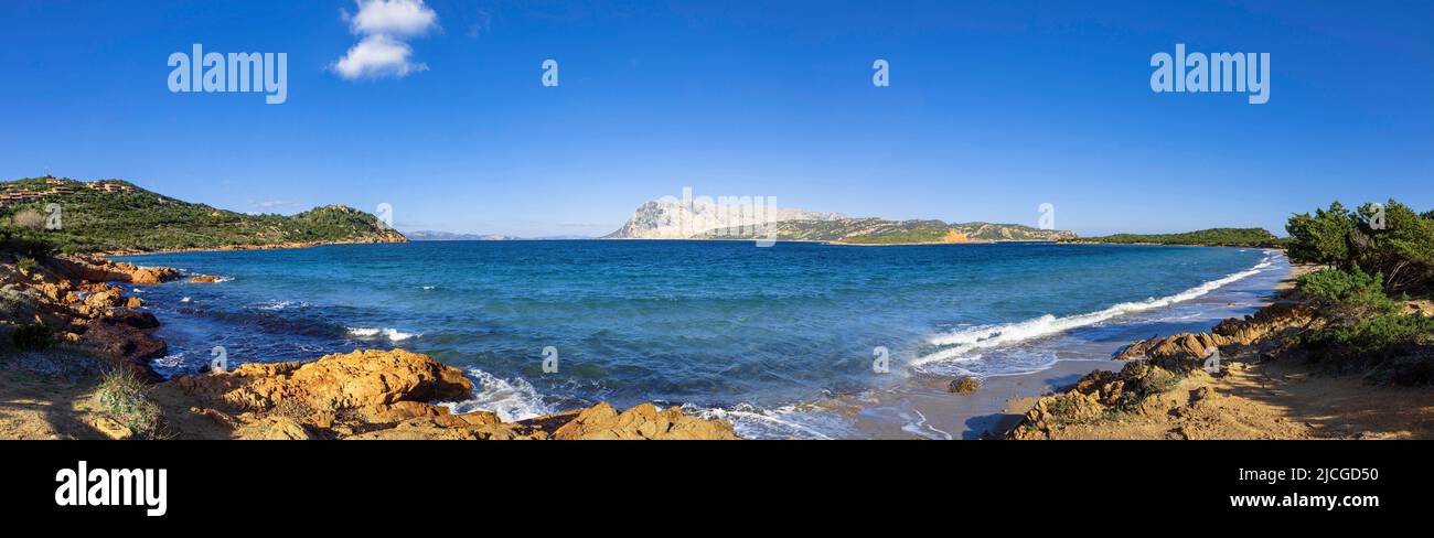 Panoramablick auf die sardische Küste Stockfoto