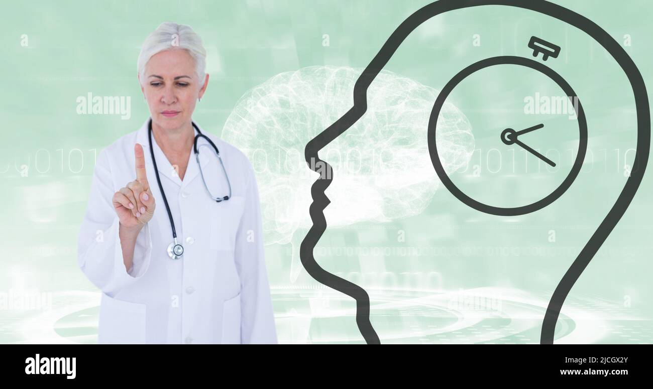 Zusammensetzung aus kaukasischer leitender Ärztin und menschlichem Kopf mit Wecker und Hirnanatomie Stockfoto