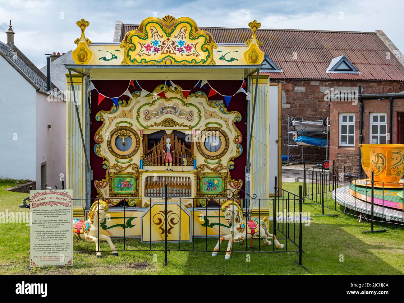 Skurrile mechanische Festplatz-Orgel im Badeort, North Berwick, East Lothian, Schottland, Großbritannien Stockfoto