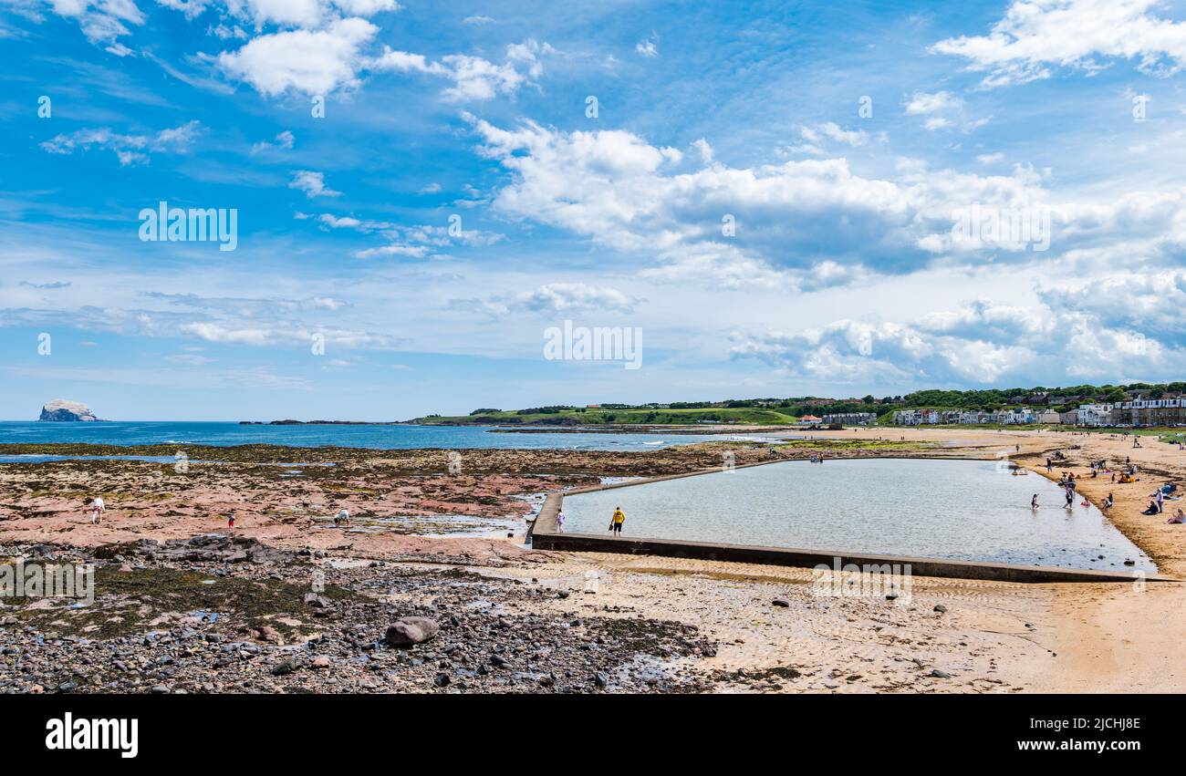 Oststrand-Gezeitenbad, Milsey Bay, North Berwick, East Lothian, Schottland, Großbritannien im Sommer Stockfoto