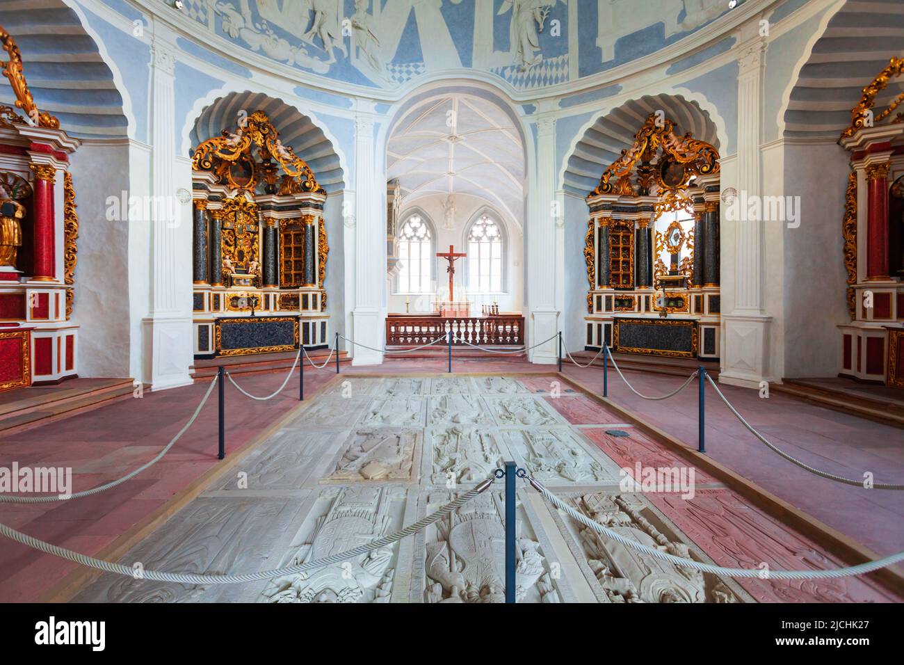 Würzburg, 11. Juli 2021: Marienkirche oder Marienkirche auf der Festung Marienberg in Würzburg. Würzburg oder Würzburg ist eine Stadt in Franken Stockfoto