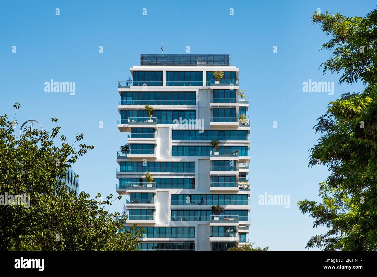 Berlin, Deutschland -Juni, 2022: Wohngebäude (Wohnebenen) in Berlin, Friedrichshain Stockfoto