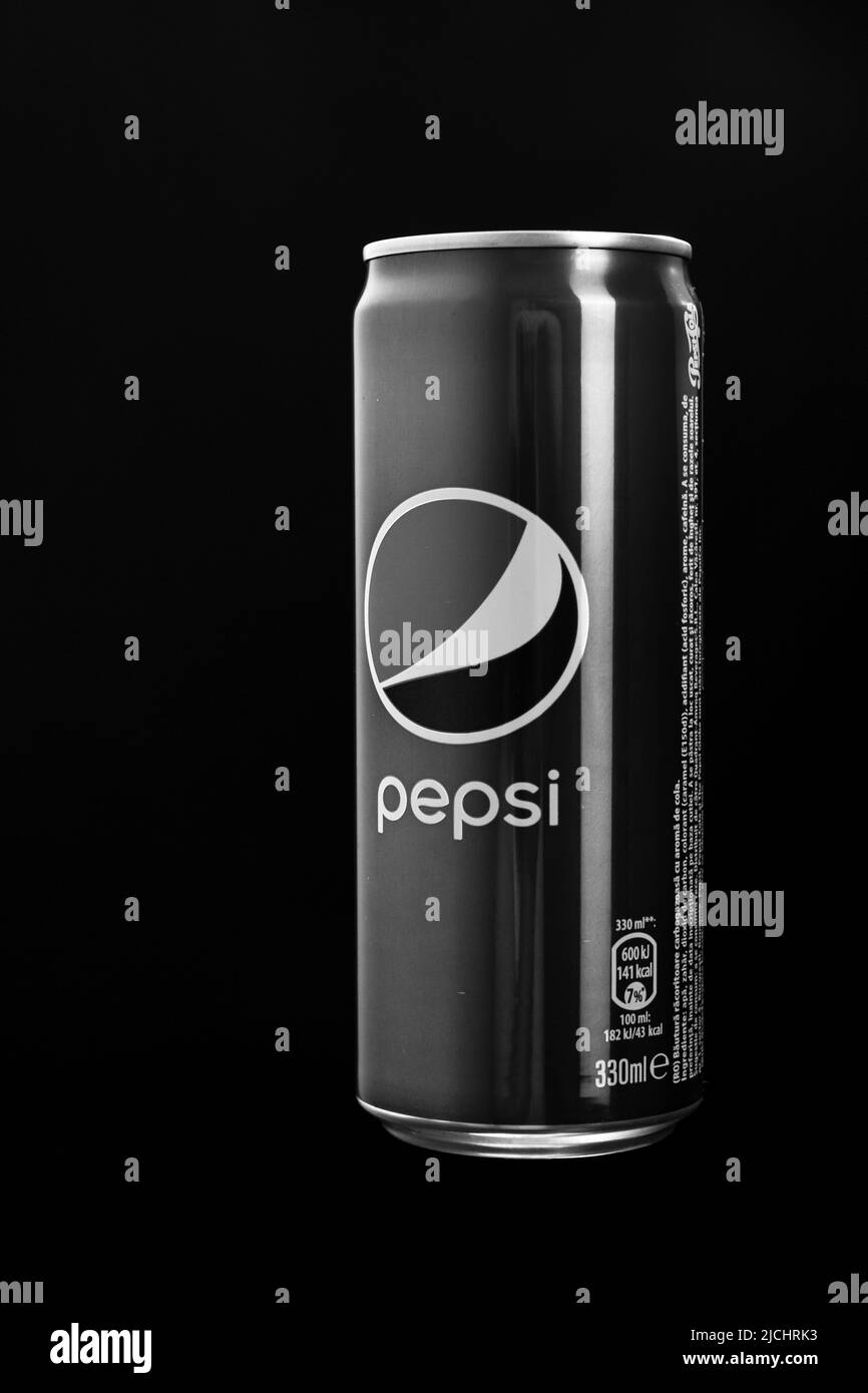 Klassische Pepsi-Dose. Pepsi-Softdrink. Bukarest, Rumänien, 2022 Stockfoto