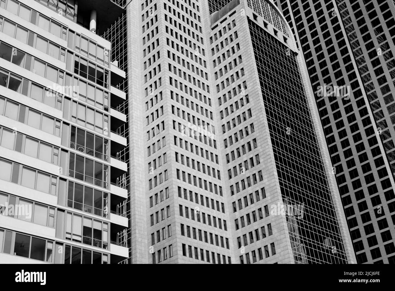 Abstrakte und künstlerische Stadtbildfotografie verschiedener Gebäude in der Innenstadt von Dallas und Fort Worth, Texas. Stockfoto