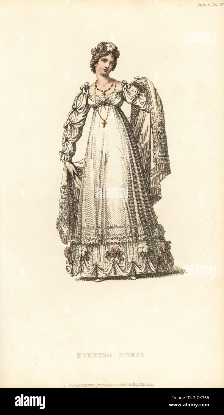 Regency Dame im Abendkleid und transparentem Seidenschal, 1817. Kleid aus weißem Krabben über Satin, verziert mit Krabbenvorhängen und Rosen, Rosenkranz im Haar, Halsketten. Vol. 3, Plate 11, 1. Februar 1817. Handkolorierter Kupferstich von Thomas Uwins aus Rudolph Ackermanns Repository of Arts, Strand, London. Stockfoto