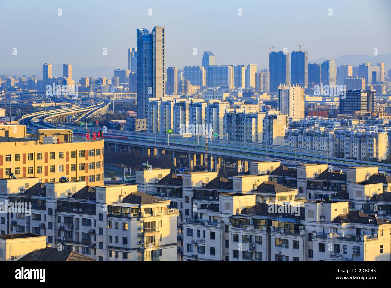 Ning Nörder neue erhöhte Viadukt Stockfoto