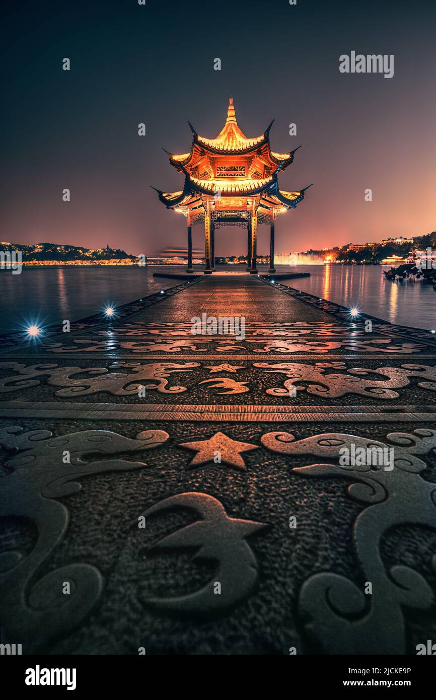 Alte Jixian Pavillon auf dem West Lake, Hangzhou, China Stockfoto