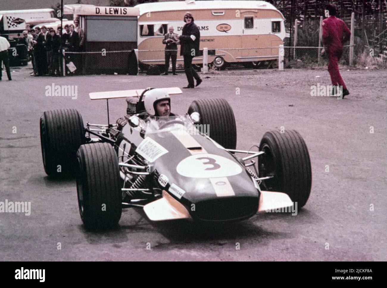 1968 britischer Formel-1-Grand-Prix bei Brands Hatch. Jack Brabham im Brabham BT26, Startnummer 3. Stockfoto