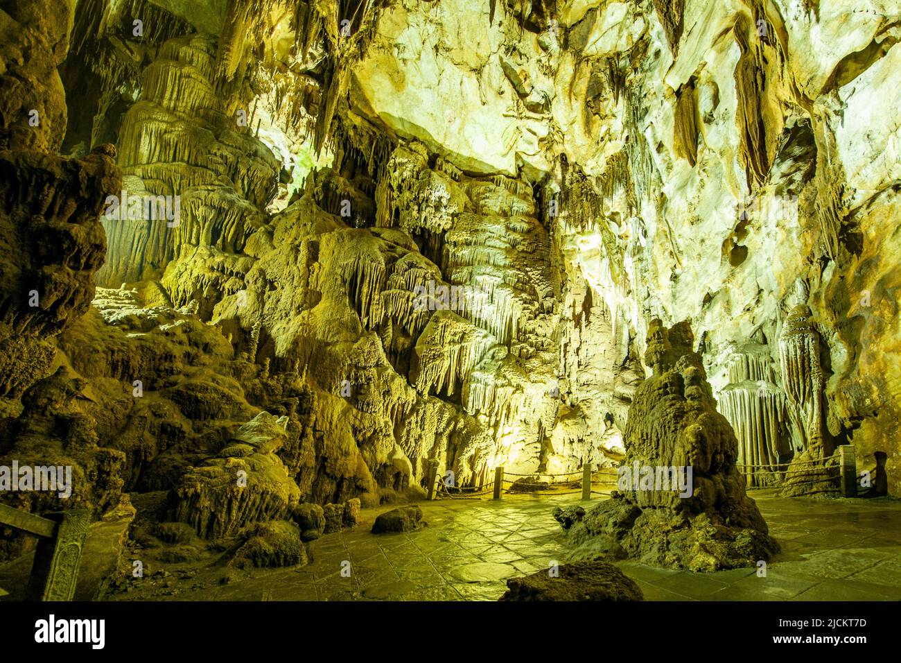 Guizhou bijie Stadt Zhijin County Magistrat miao Dorf Township Zhijin Höhle Welt geologischen Park Karst Höhlenlandschaft Stockfoto