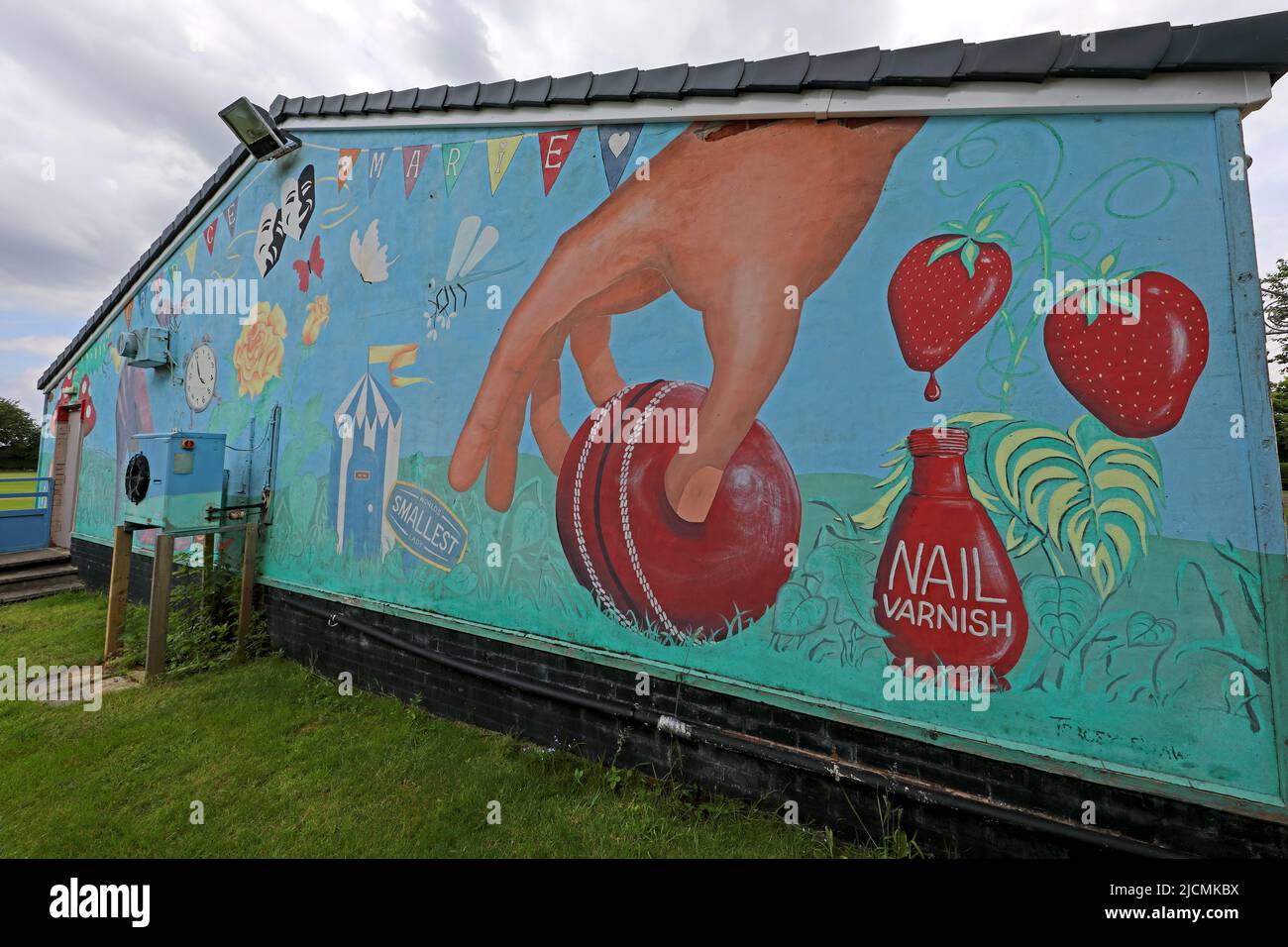 GCC, Grappenhall Cricket Club Tracey Shaw Art Mural, Grappenhall, Warrington, Cheshire, England, Großbritannien, WA4 3EH Stockfoto