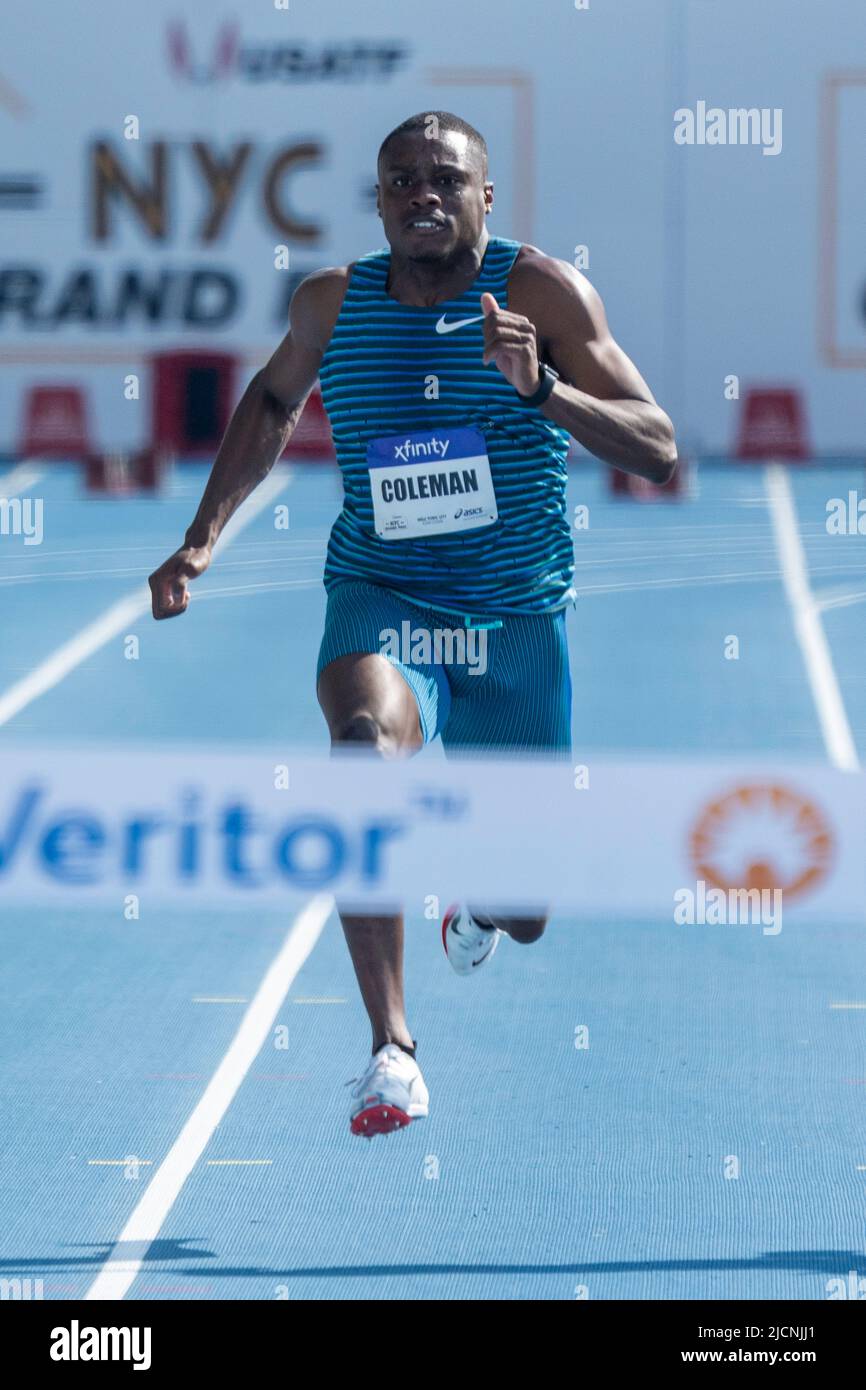 Christian Coleman (USA) gewinnt die Herren 100m beim Grand Prix von NYC 2022. Stockfoto