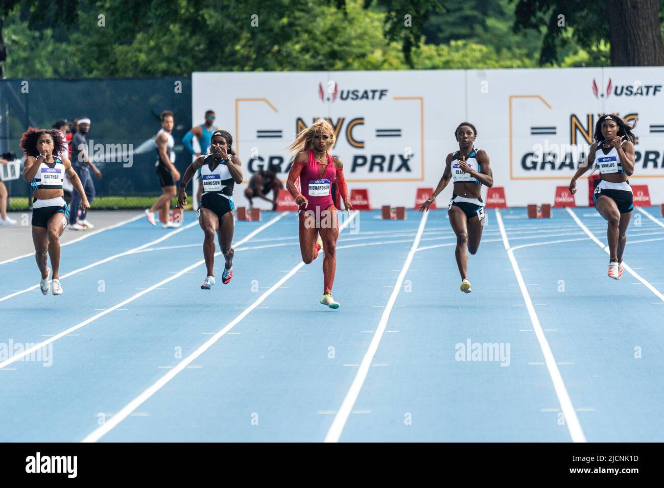 Sha'Carri Richardson (USA) gewinnt die Frauen 200m beim Grand Prix von NYC 2022. Stockfoto