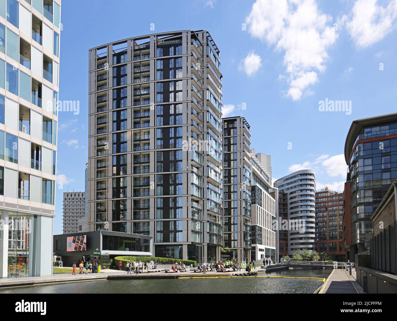 Das neue Merchant Square-Baugebiet am Grand Union Canal Basin, Paddington, London, Großbritannien Stockfoto