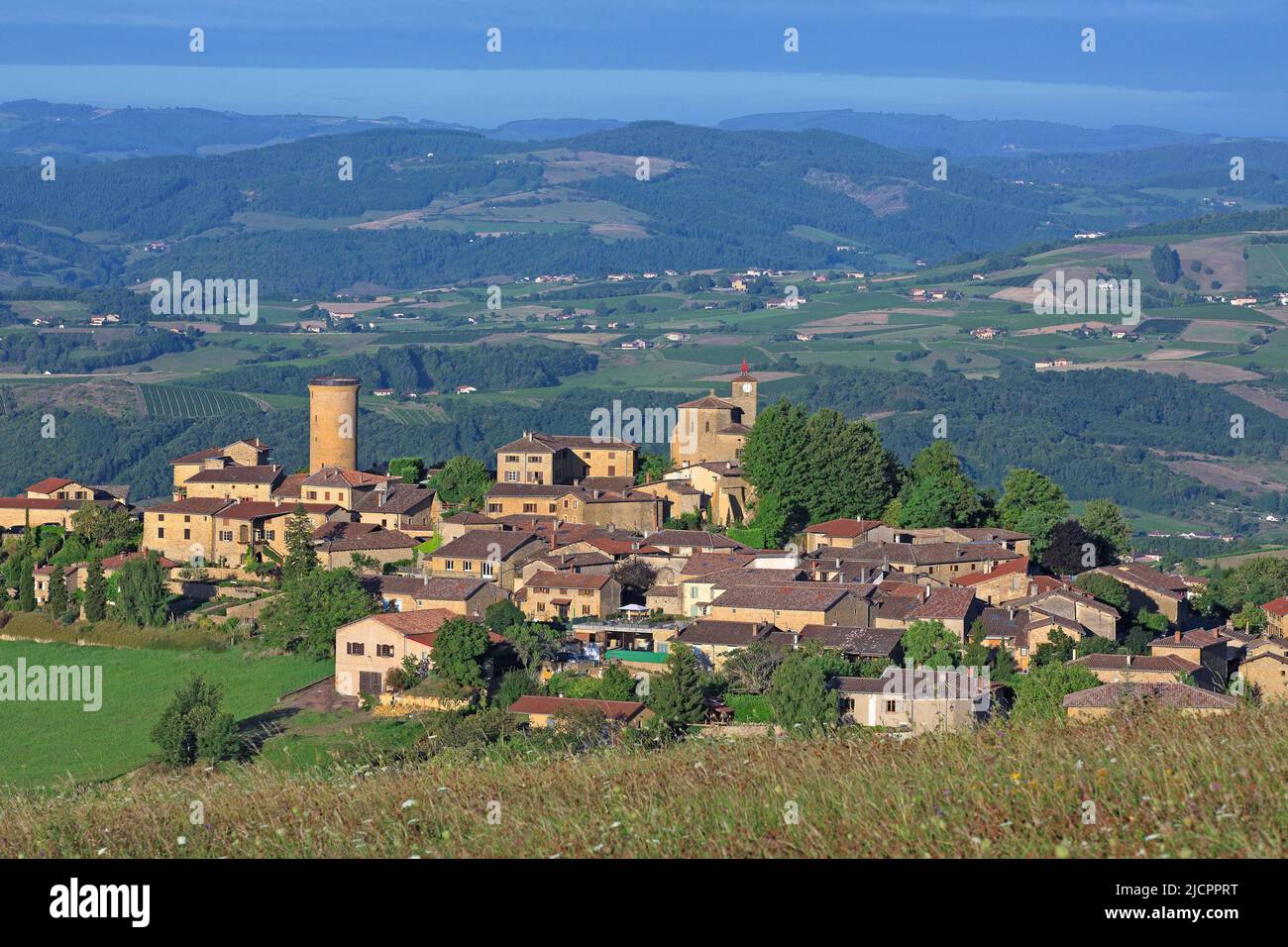 Frankreich, Rhône (69) Oingt mittelalterliches Dorf klassifiziert "schönsten Dörfer in Frankreich, das Land der goldenen Steine, Stockfoto