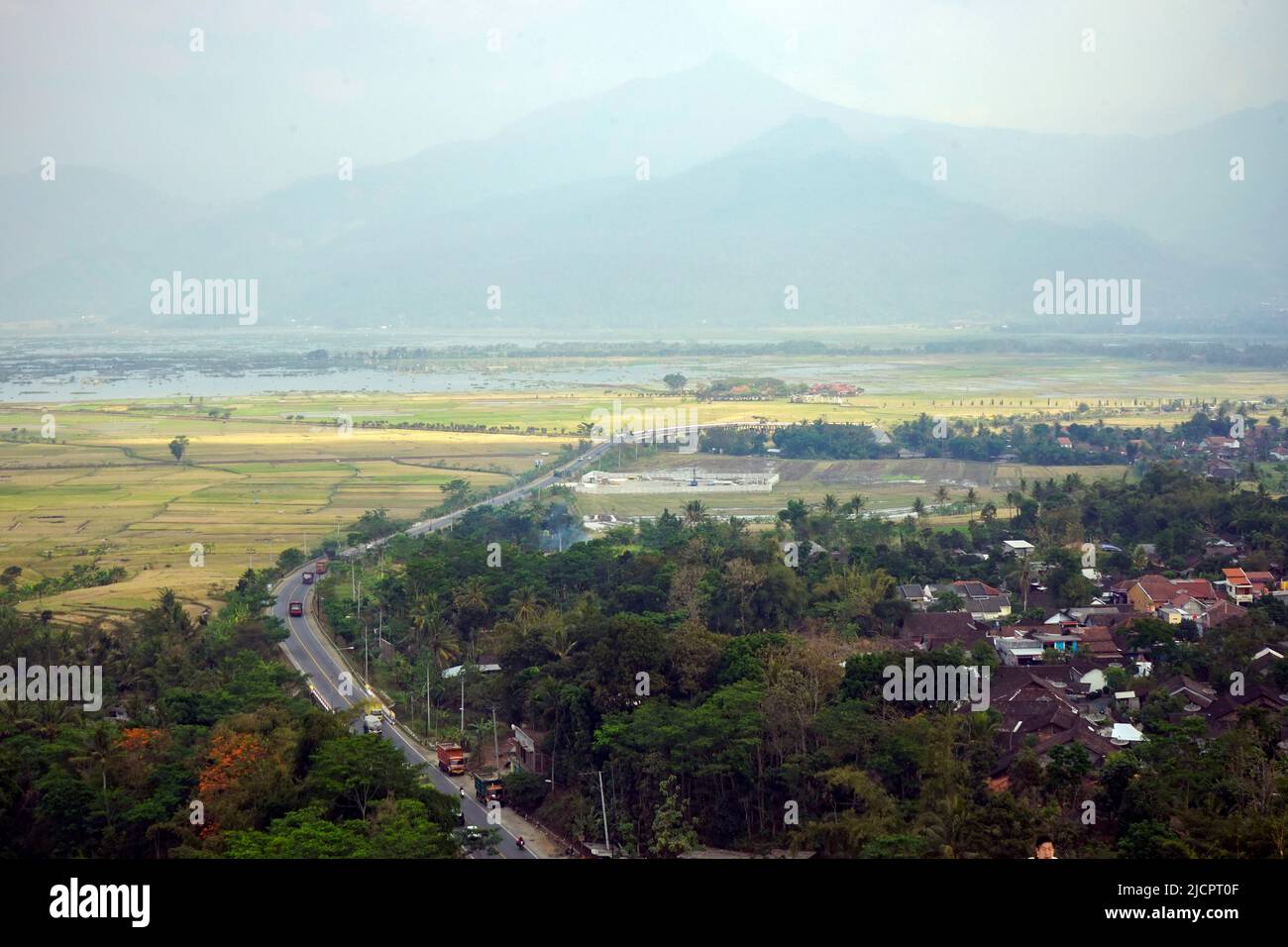 Luftaufnahme von Rawa Pening, Ambarawa, Indonesien Stockfoto