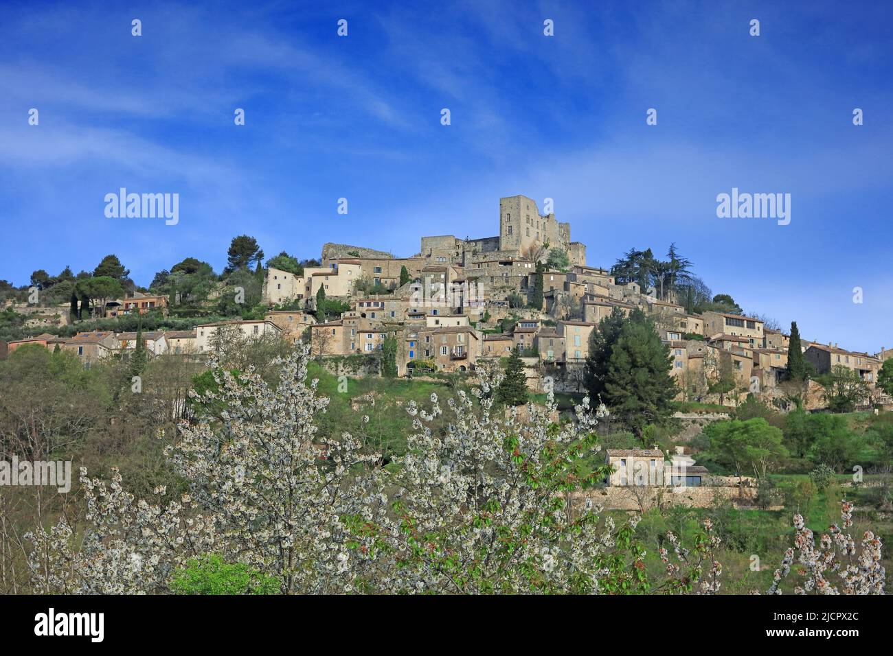 Frankreich, Vaucluse Lacoste, Dorf im regionalen Naturpark Luberon Stockfoto