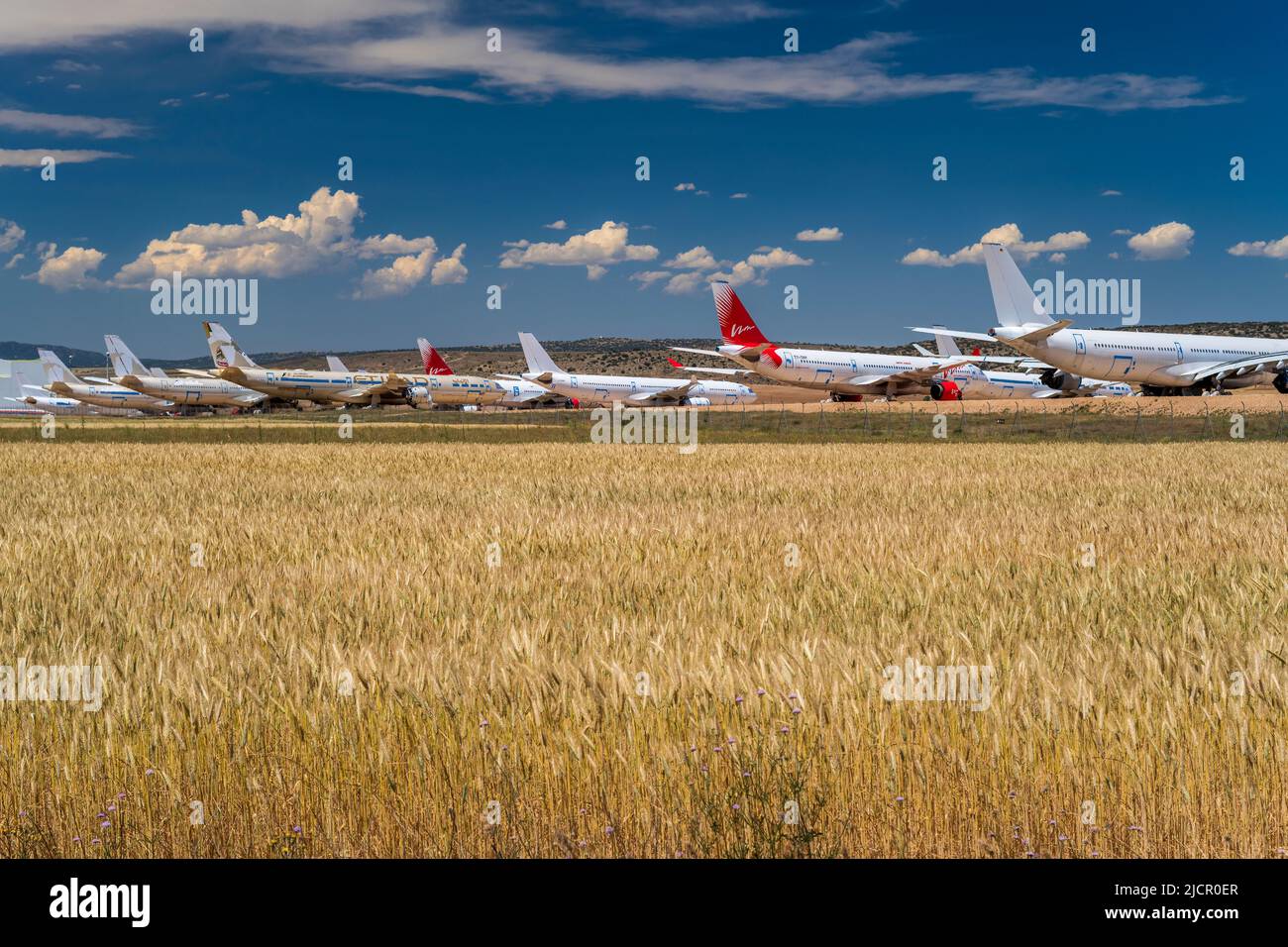 Die Flugzeuge wurden am Teruel Storage Airport, Teruel, Aragon, Spanien, gelagert Stockfoto