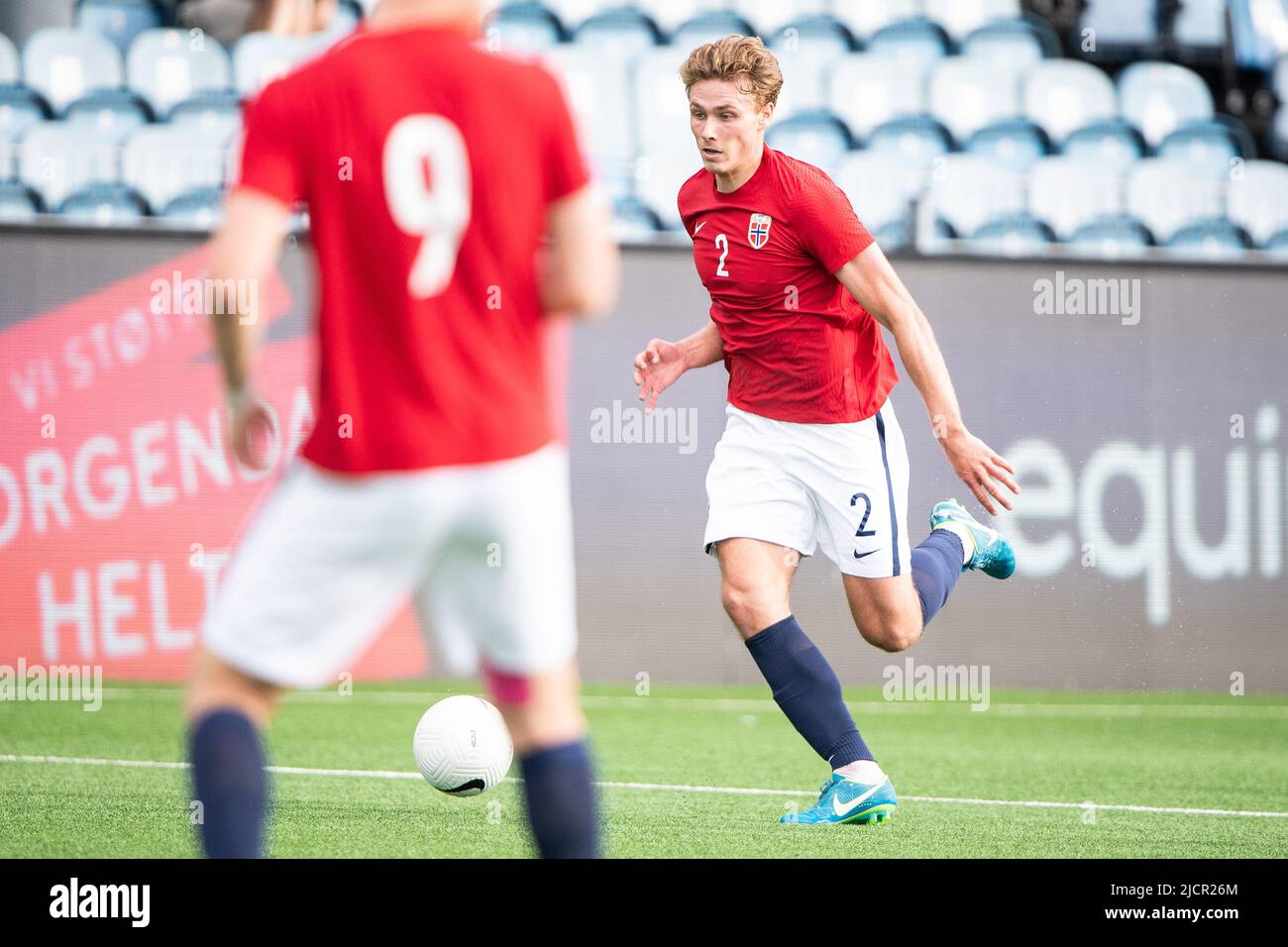 Drammen, Norwegen. 14.. Juni 2022. Sebastian Sebulonsen (2) aus Norwegen beim Qualifikationsspiel U21 zwischen Norwegen und Aserbaidschan im Marienlyst Stadion in Drammen. (Foto: Gonzales Photo/Alamy Live News Stockfoto