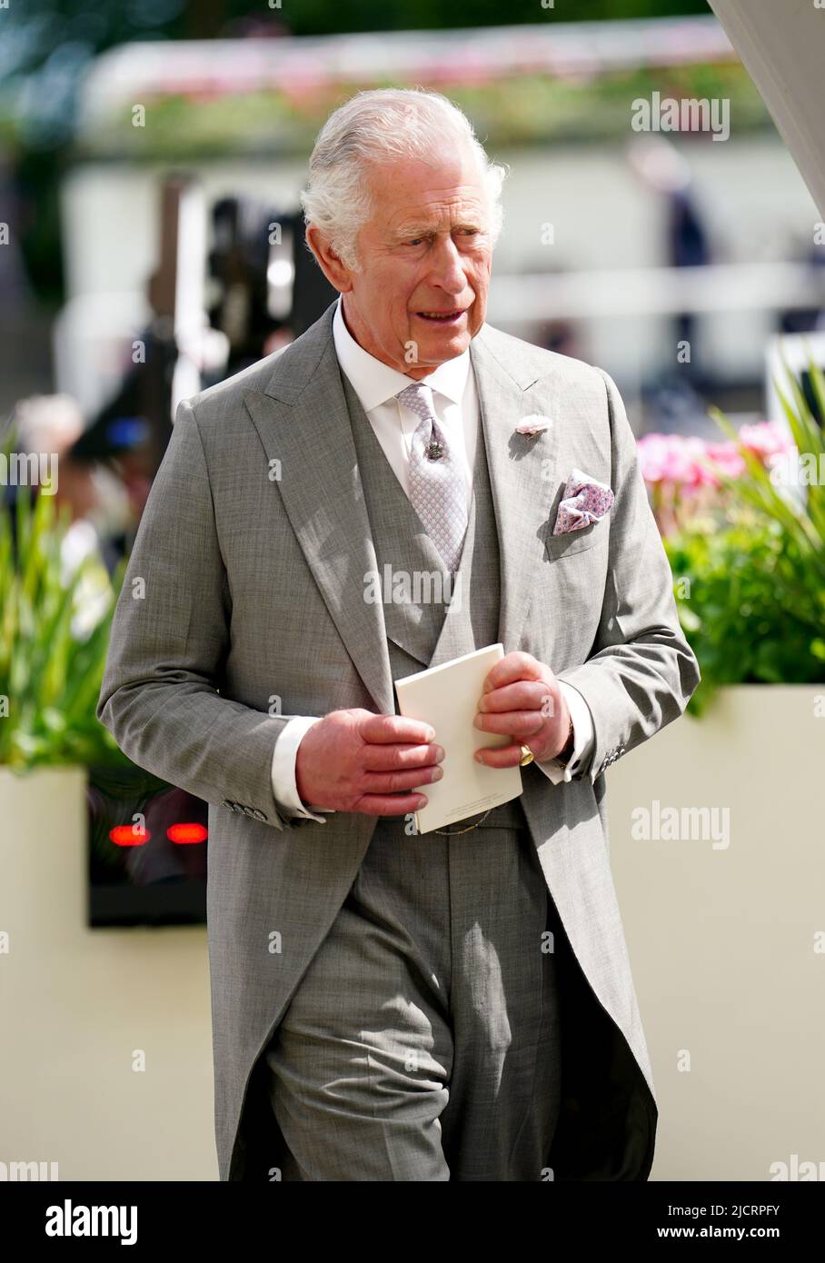 Der Prinz von Wales am zweiten Tag von Royal Ascot auf der Pferderennbahn Ascot. Bilddatum: Mittwoch, 15. Juni 2022. Stockfoto